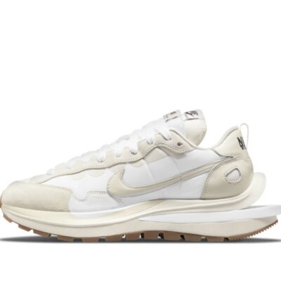 Sacai X NIKe VaporWaffle White and Gum