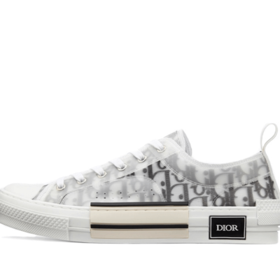 D&R Sneakers