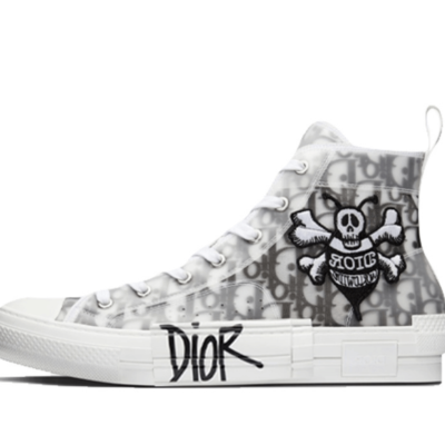 D&R Sneakers