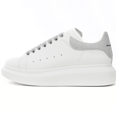 Alexander McQueen Sneaker Loose Drilling